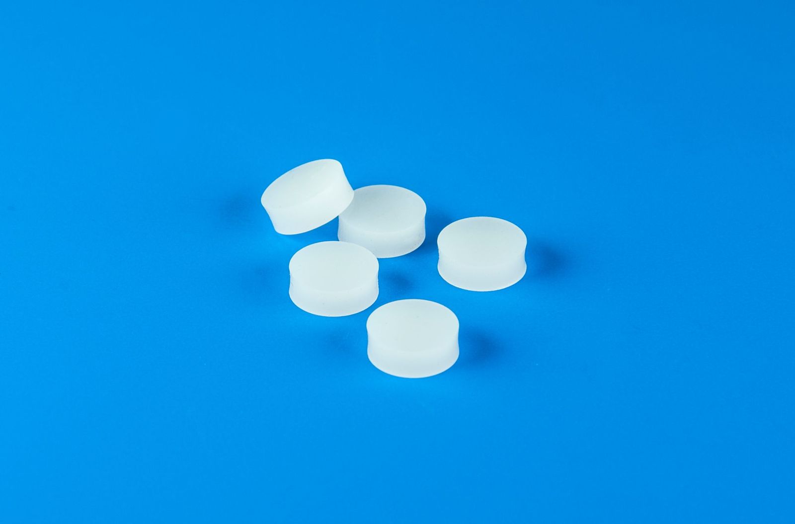 9.5mm (3/8") Diameter General Purpose Blue Silicone GC Septa, 3mm Thick, Up to 150 Injections, Max Temp 250°C