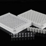 96 Well ELISA Plate, 8-Well, Detachable, High Binding, White, Sterile, 5/pk, 50/cs